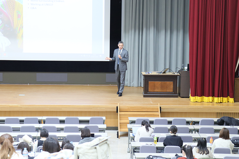 11月28日に対面で行われた講義の様子（小平キャンパス特別教室）